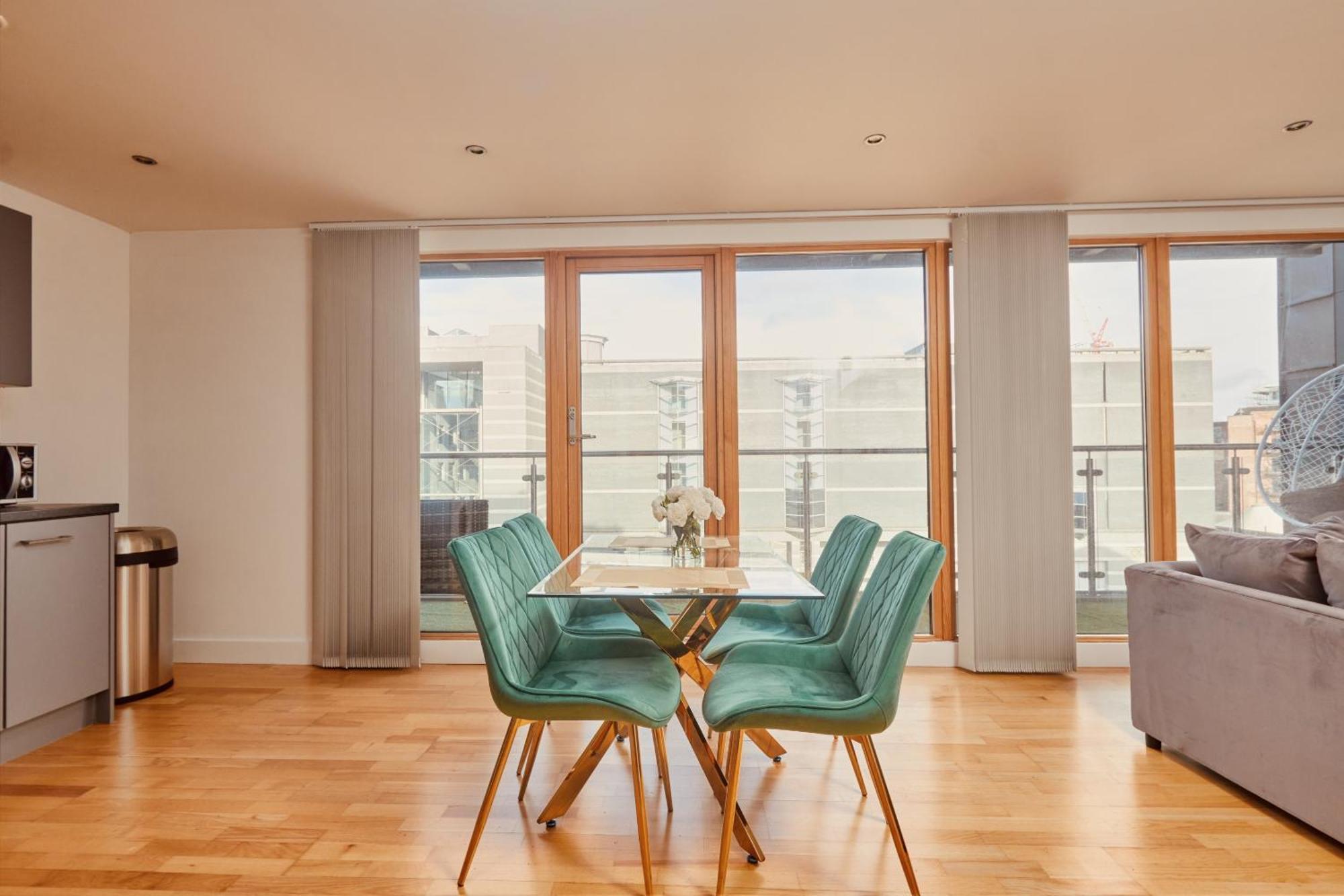Central Leeds Dock Apt, Free Secure Parking! 2 Bed ภายนอก รูปภาพ