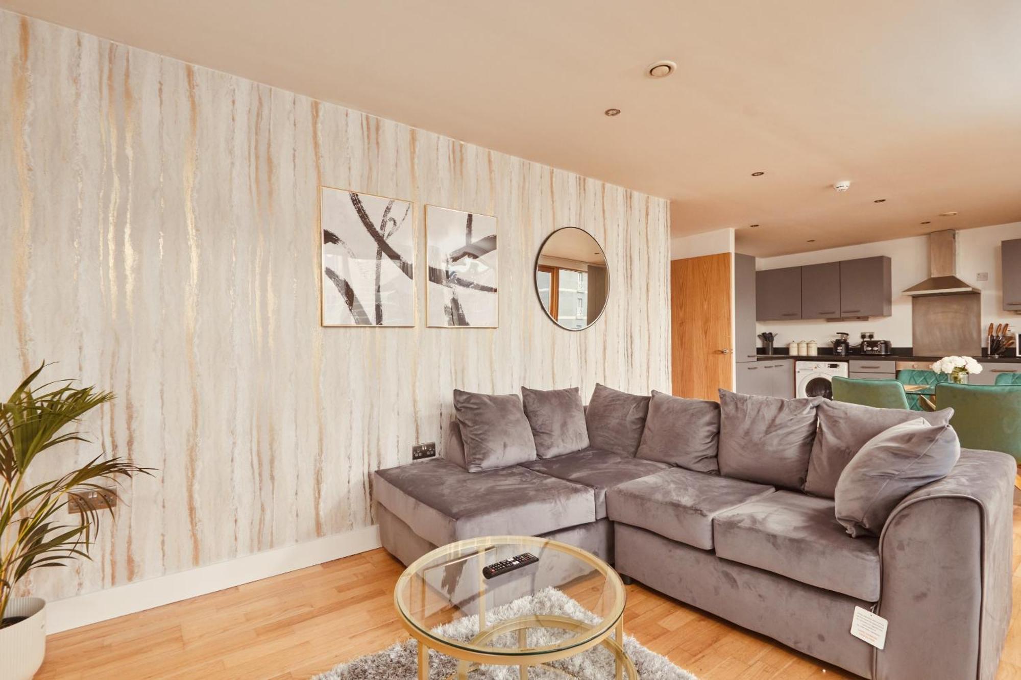 Central Leeds Dock Apt, Free Secure Parking! 2 Bed ภายนอก รูปภาพ