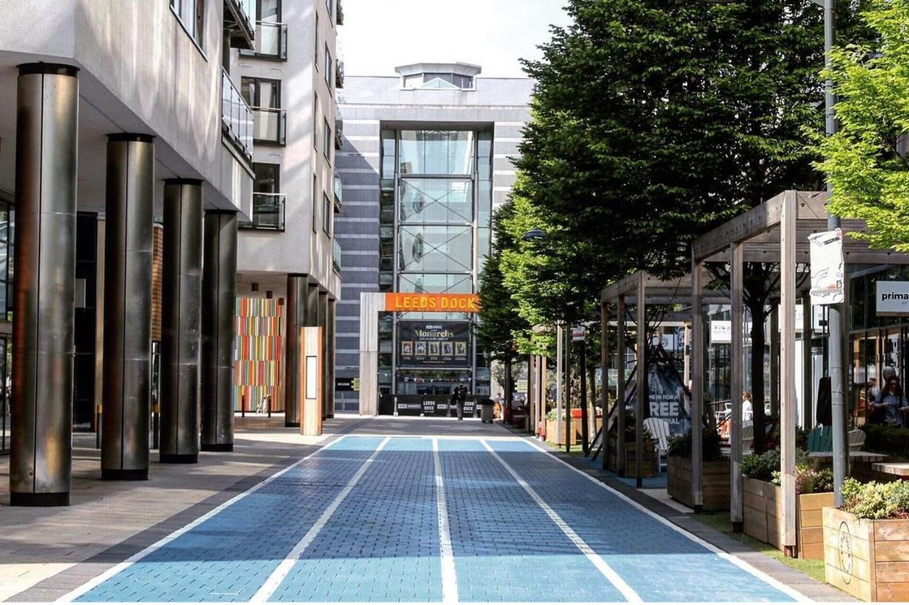 Central Leeds Dock Apt, Free Secure Parking! 2 Bed ภายนอก รูปภาพ